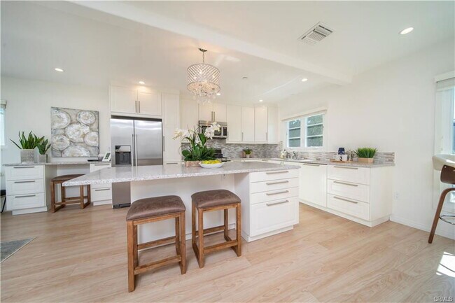 Foto del edificio - 839 Cumberland Rd
