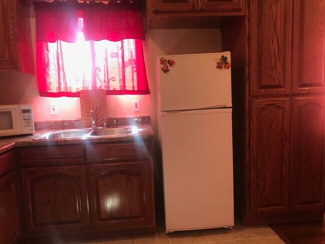 kitchen - 1232 Browning Blvd