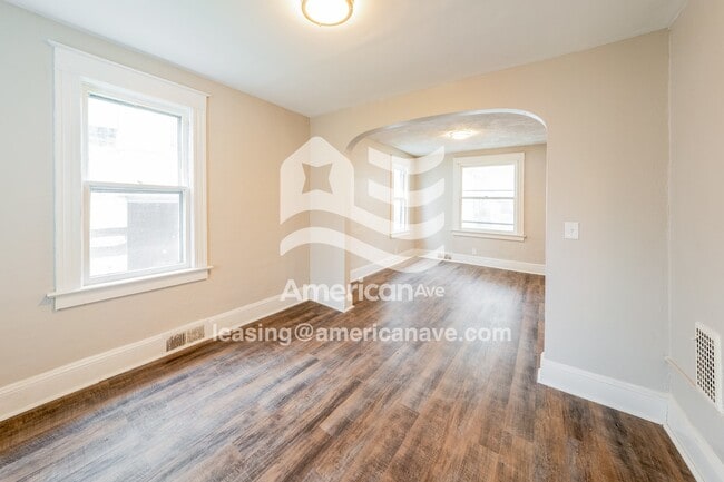 Foto del edificio - 177 Roycroft Dr