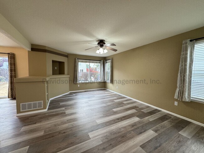 Foto del edificio - 5372 Arroyo St