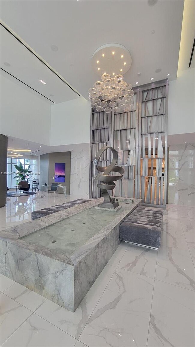 Building Photo - 17111 Biscayne Blvd