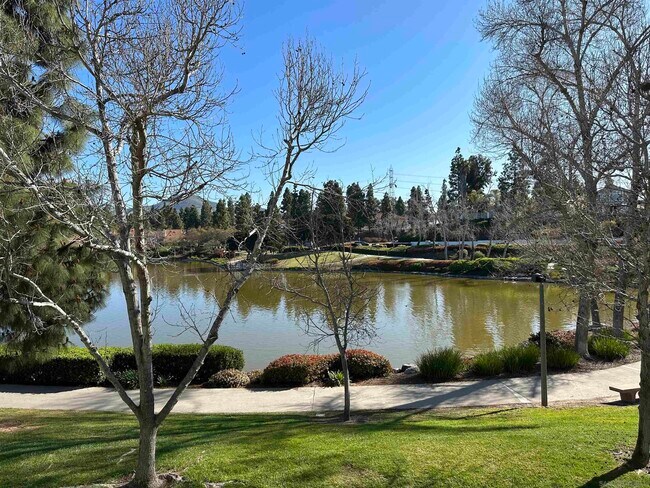 Foto del edificio - 783 Brookstone Rd