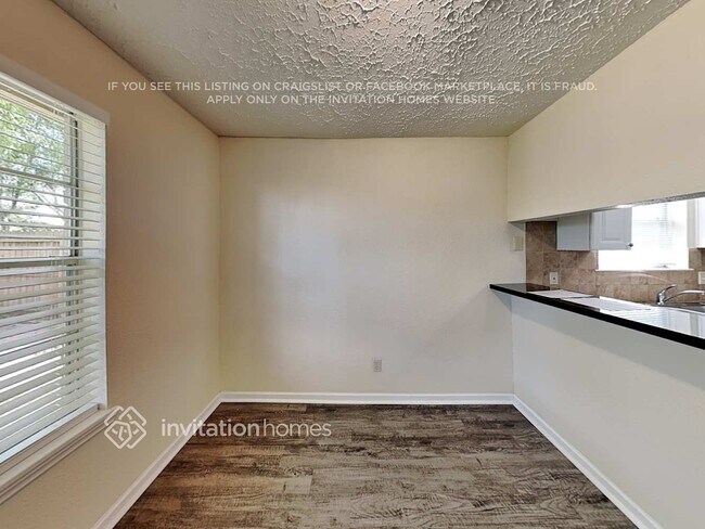 Foto del edificio - 3209 Wavecrest St