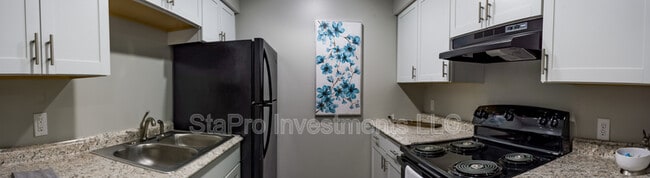 Foto del edificio - 2360 Hamilton Ave