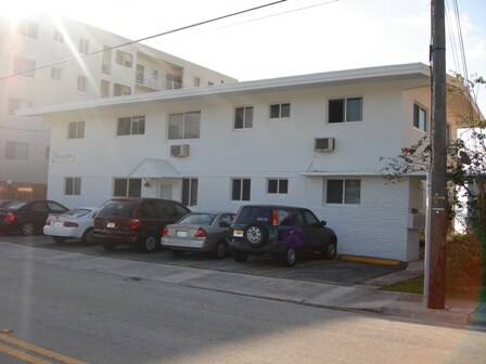 Building Photo - Treasure Bay Apts