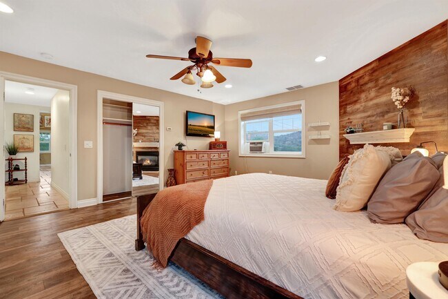 Foto del edificio - 12108 Lilac Heights Ct
