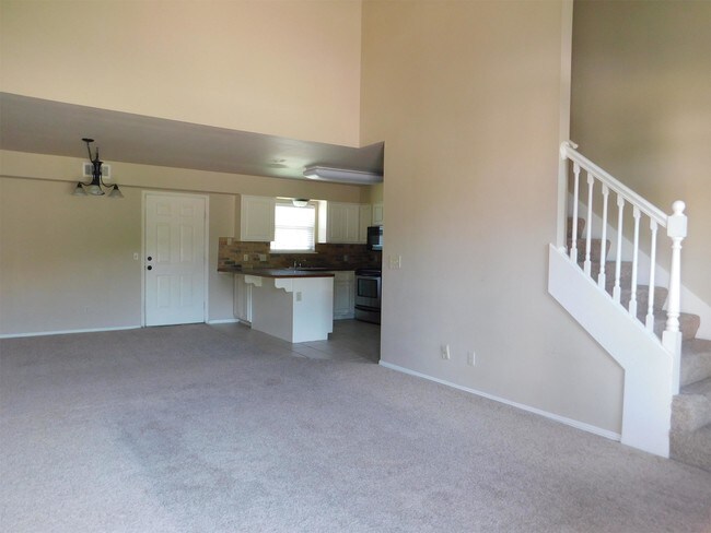 Building Photo - 5507-5509 Summit Ct