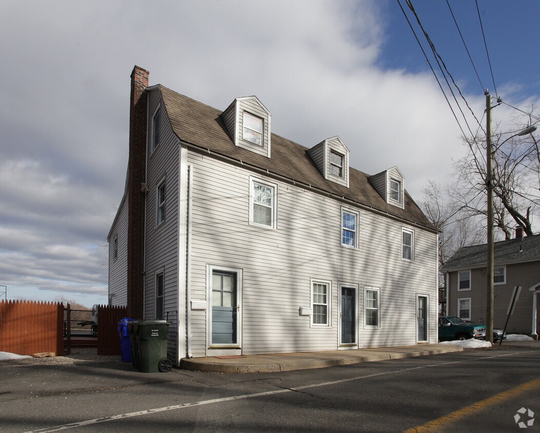 273277 Meadow Rd, Rocky Hill, CT 06067 Apartments in Rocky Hill, CT