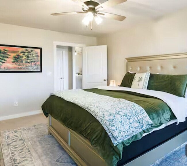 Building Photo - 2016 132nd St