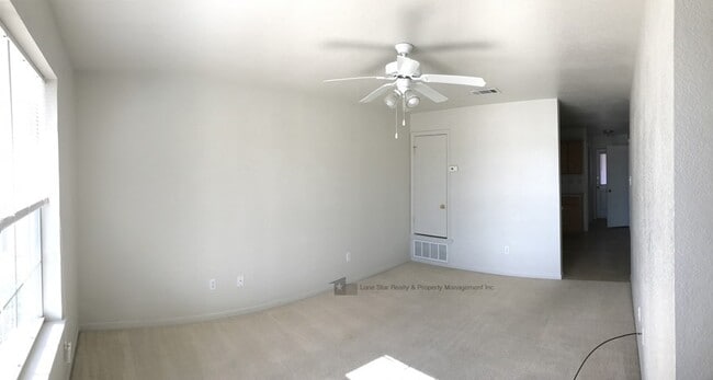Building Photo - 400 Brittney Way, Apt C