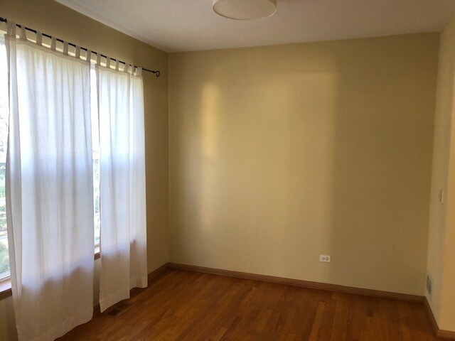 Building Photo - 2875 Gypsum Cir