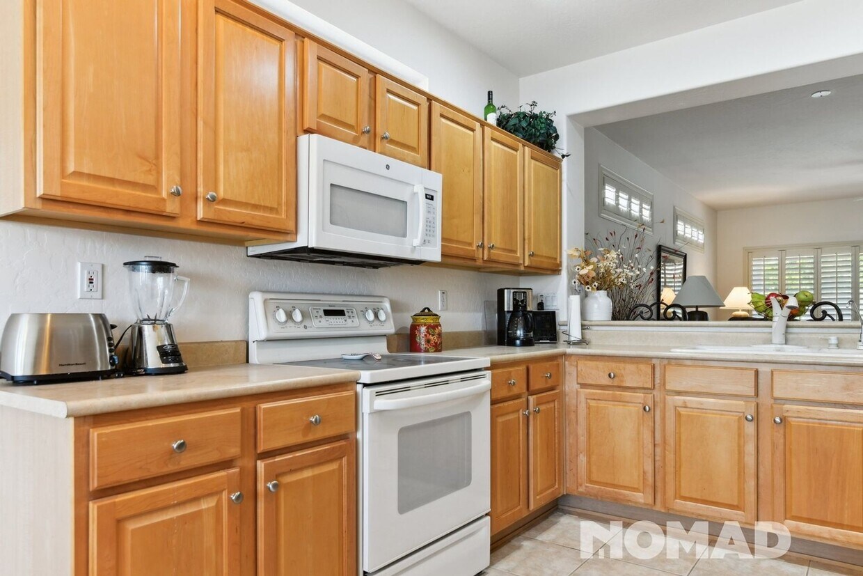 Primary Photo - Charming 2BR House in Surprise