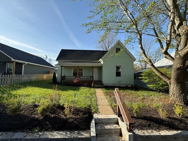 Foto del edificio - 829 Hamilton St