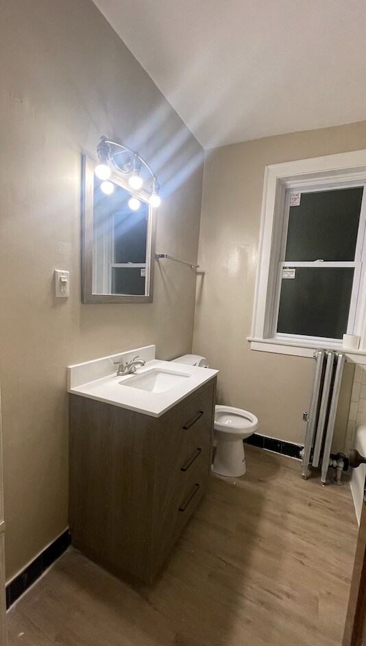 Foto del edificio - 2540 E 78th St