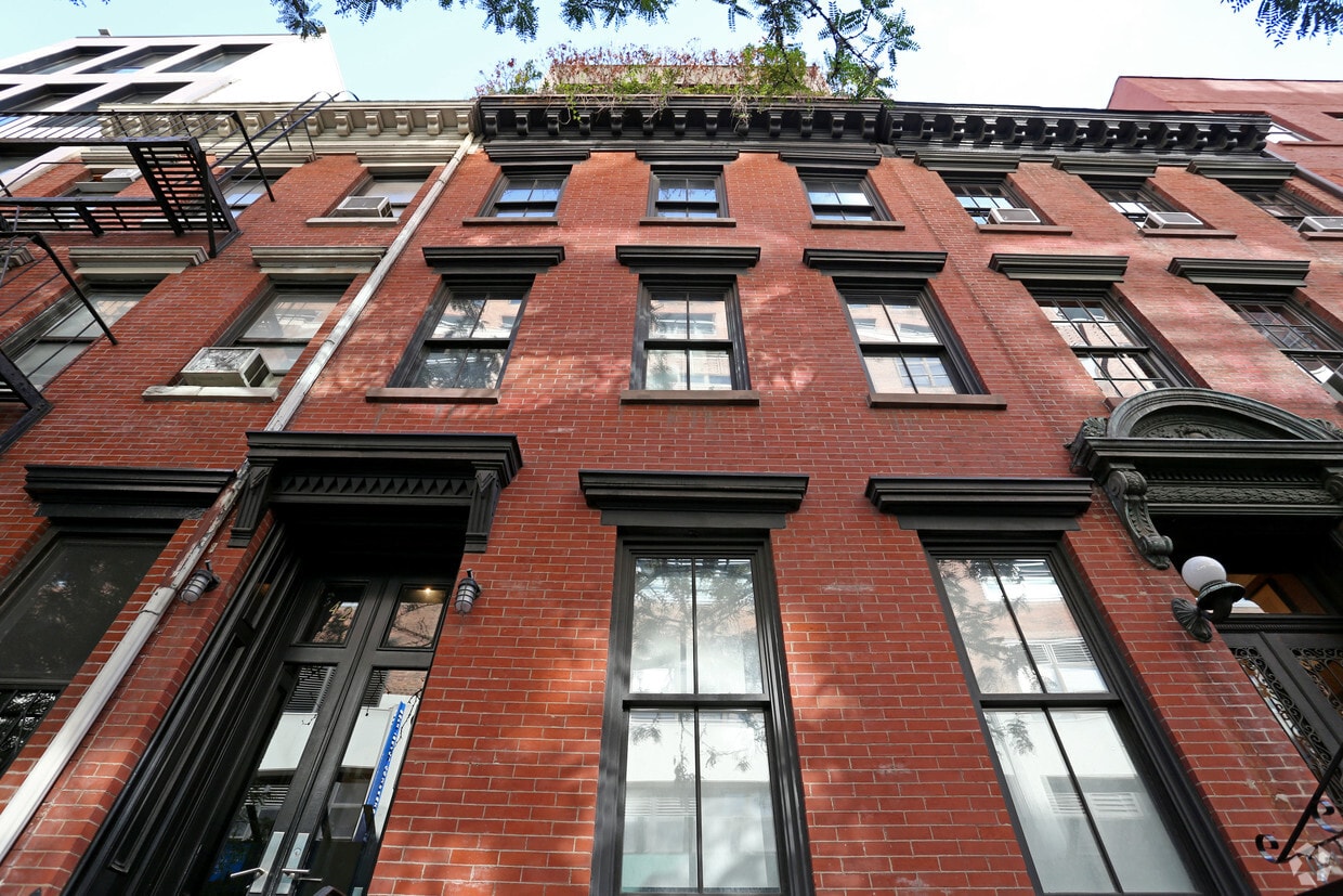 Foto del edificio - 342 W 15th St