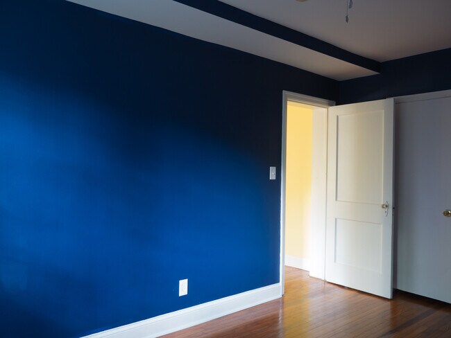 Foto del edificio - 8007 Garland Ave