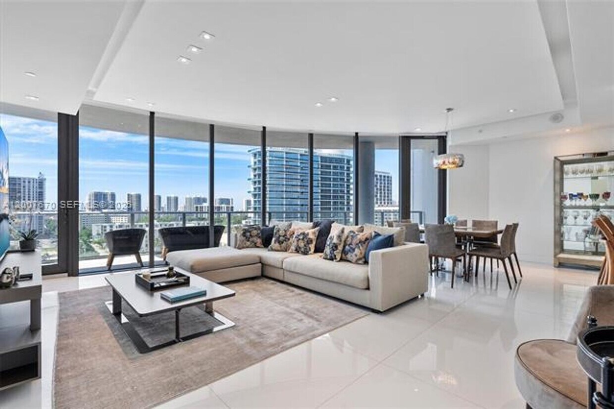 Photo - 17475 Collins Ave # 504 (A12007670)