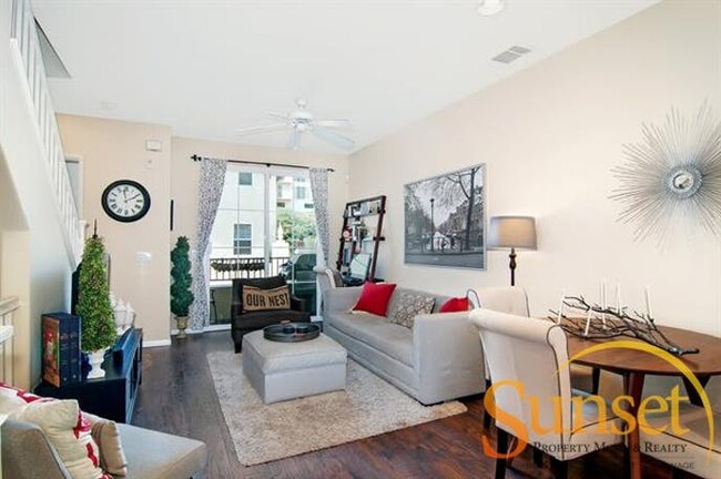 Building Photo - 1313 Terracina Ln