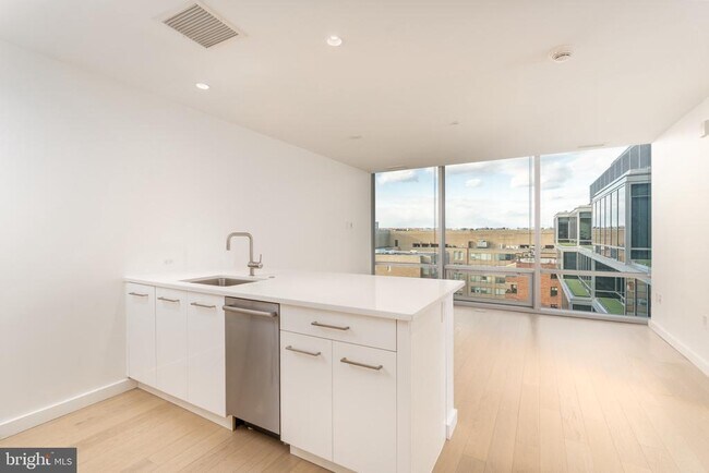 Foto del edificio - 1110 23rd St NW