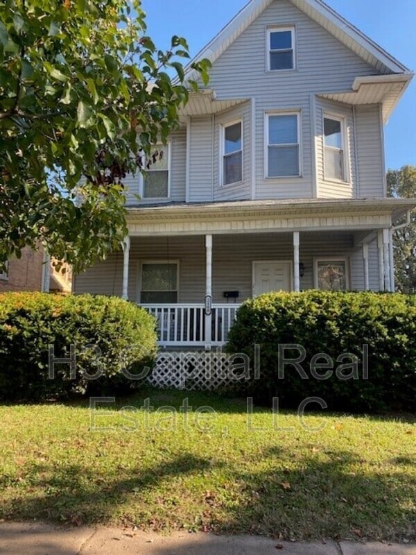 Building Photo - 2160 Cleveland Blvd