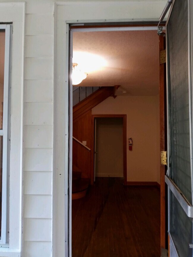 Foto del edificio - 308-312 N Washington Street