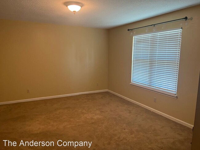 Building Photo - 4 br, 2 bath House - 621 Aztec Lane