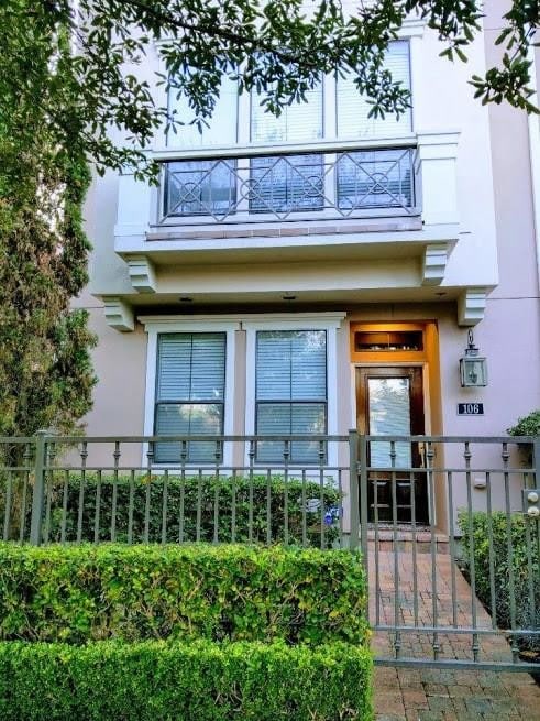 Primary Photo - 3302 Audley St