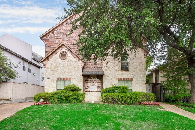 Foto del edificio - 3305 Rosedale Ave