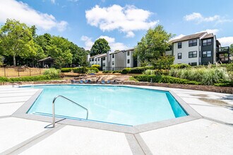 Building Photo - Summit Station