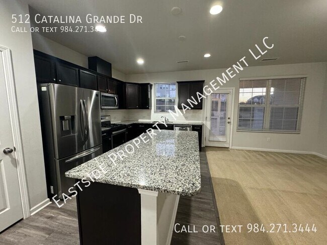 Foto del edificio - 512 Catalina Grande Dr