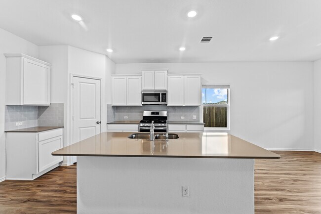 Foto del edificio - 129 Escondido Cir