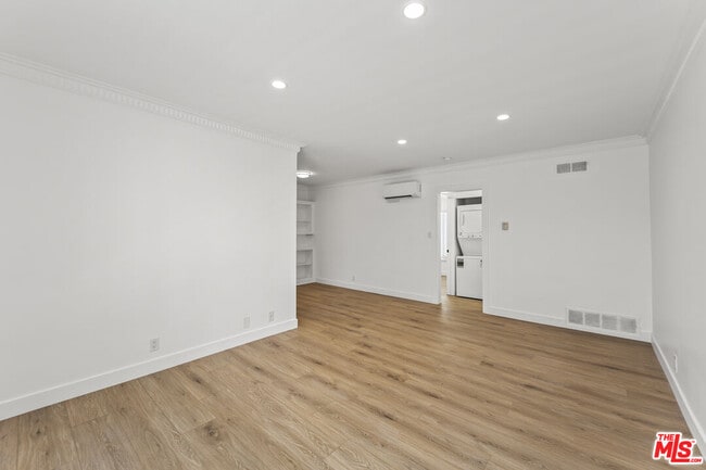 Foto del edificio - 943 2nd St