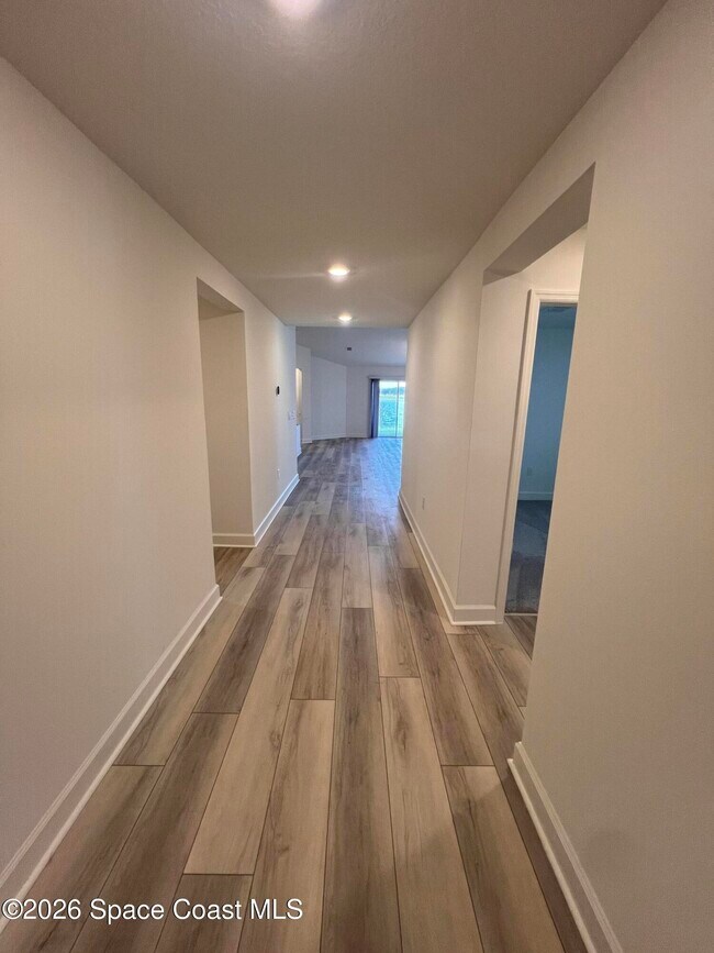 Foto del edificio - 715 Hatton Ln SE