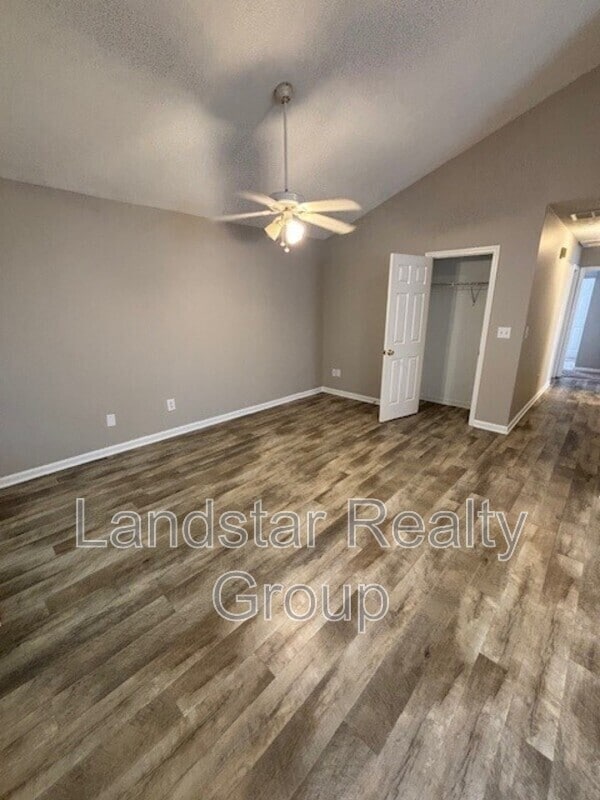 Building Photo - 3763 Parthenia Ave