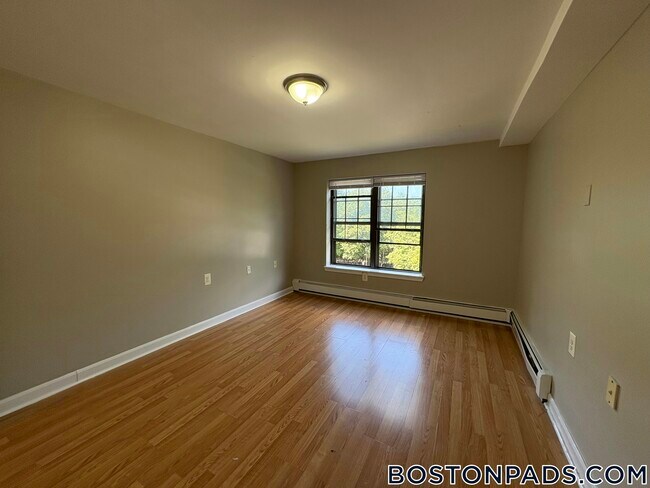 Foto del edificio - 757 Highland Ave