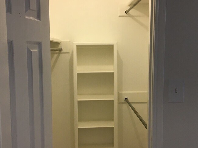 Foto del edificio - 4926 64th St