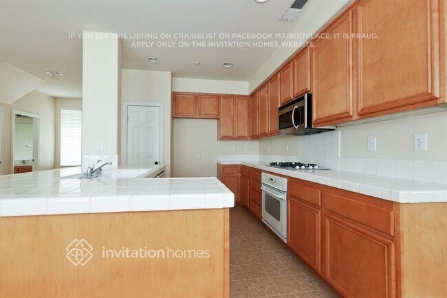 Foto del edificio - 28960 Oak Hill Ln