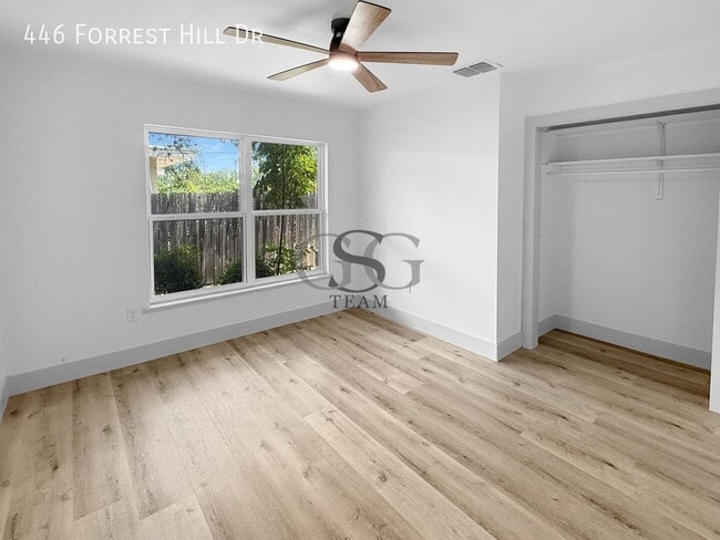 Building Photo - 446 Forrest Hill Dr