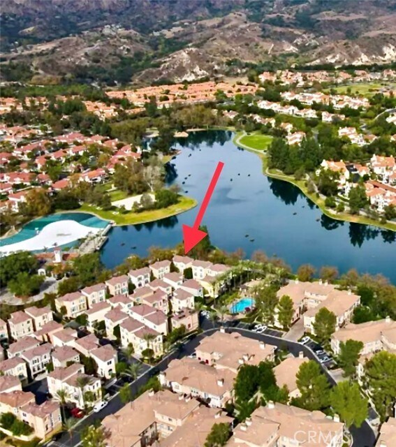 Foto del edificio - 227 Montana Del Lago Dr
