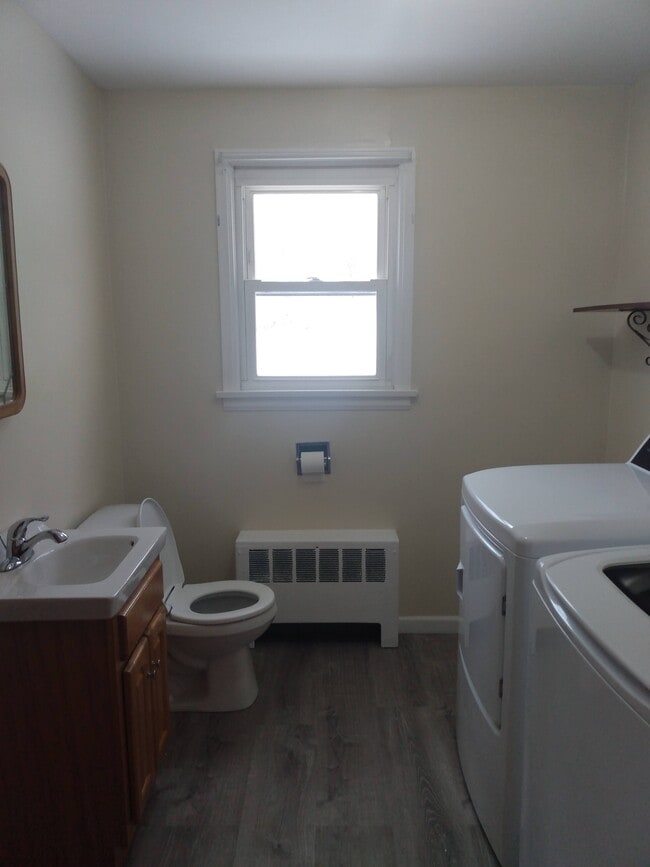 85 Genesee St, New Hartford, NY 13413 House Rental in New Hartford