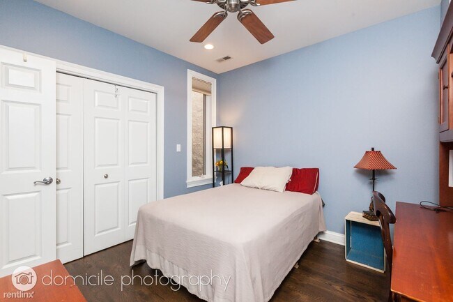Foto del edificio - 2 br, 2 bath Condo - 1712 W North Ave