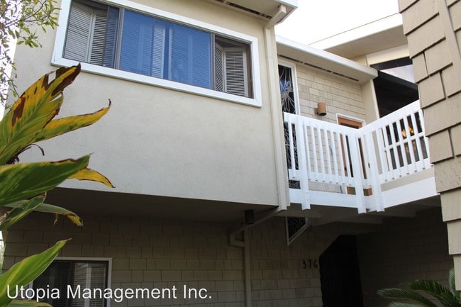 Building Photo - 3 br, 2.5 bath House - 376 Myrtle Street