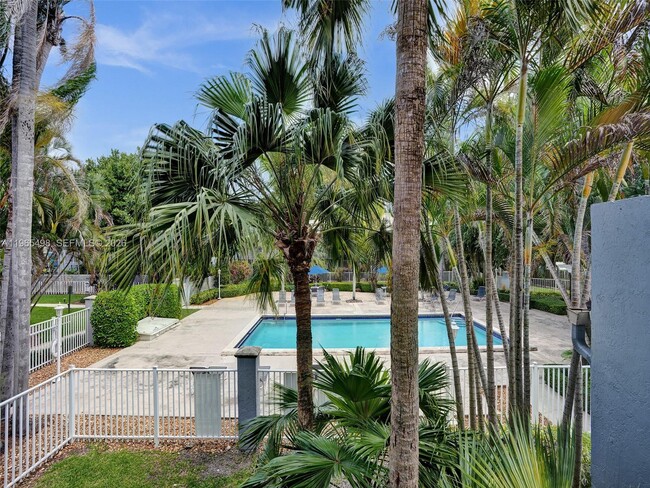 Foto del edificio - 4600 SW 67th Ave