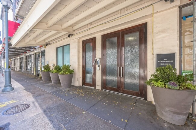 Foto del edificio - 105 S 12th St