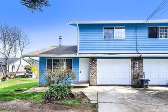 Building Photo - 14115 Admiralty Way