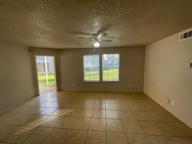 Foto del edificio - 6100 Westgate Dr