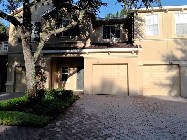 Primary Photo - 9333 Stone River Place