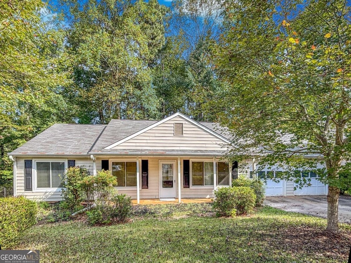 Primary Photo - 1497 Chaseway Cir