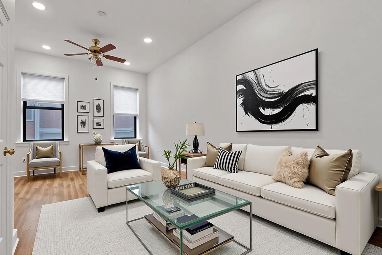 Primary Photo - 356 Varick St