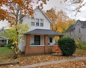 Building Photo - 1320 Quarry Ave NW